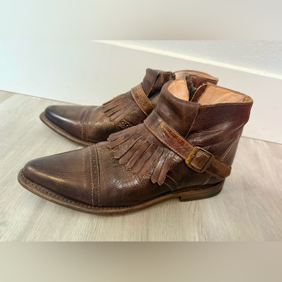 Bed Stu Cobbler Organic Leather “Dipper” Distressed Ankle Boots w/Fringe, Size 8 - Picture 1 of 16
